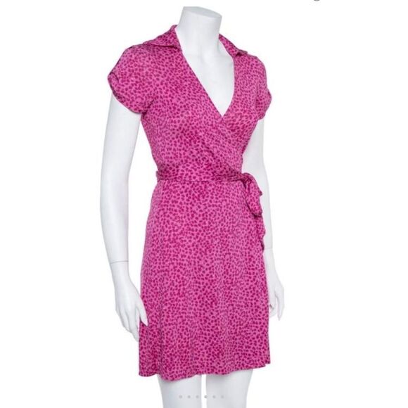 Diane von Furstenberg Pink Printed Silk Jilda Two Wrap Dress 8 - Picture 1 of 11